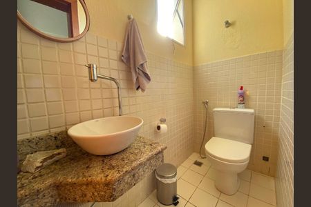 Casa à venda com 133m², 3 quartos e 4 vagas