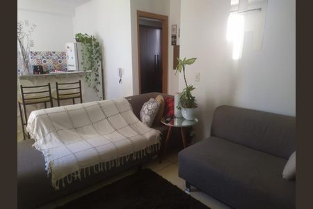 Apartamento à venda com 2 quartos, 45m² em Chacaras Reunidas Santa Terezinha, Contagem