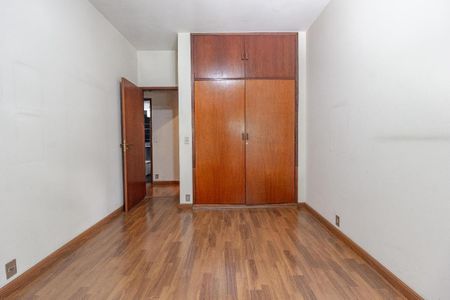 Apartamento à venda com 168m², 3 quartos e 1 vaga