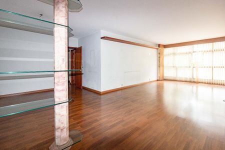 Apartamento à venda com 168m², 3 quartos e 1 vaga
