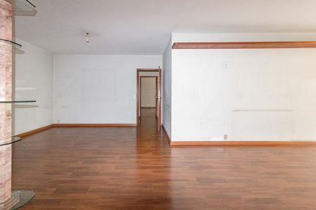 Apartamento à venda com 168m², 3 quartos e 1 vaga