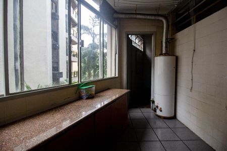 Apartamento à venda com 168m², 3 quartos e 1 vaga