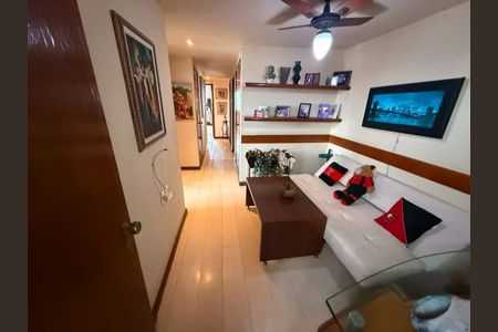 Apartamento à venda com 171m², 4 quartos e 2 vagas