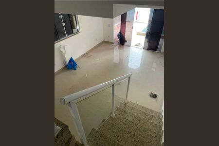 Casa para alugar com 2 quartos, 150m² em Vargem Grande, Rio de Janeiro