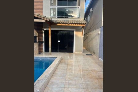 Casa para alugar com 2 quartos, 150m² em Vargem Grande, Rio de Janeiro