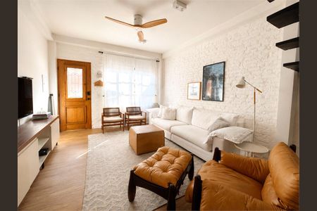 Casa à venda com 2 quartos, 160m² em Vila Bertioga, São Paulo