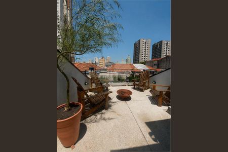Casa à venda com 2 quartos, 160m² em Vila Bertioga, São Paulo