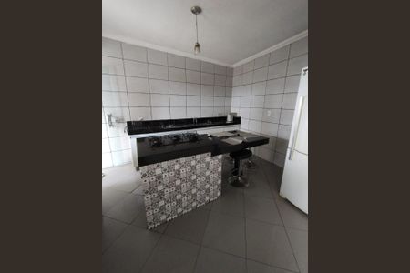 Casa à venda com 3 quartos, 130m² em Nacional, Contagem