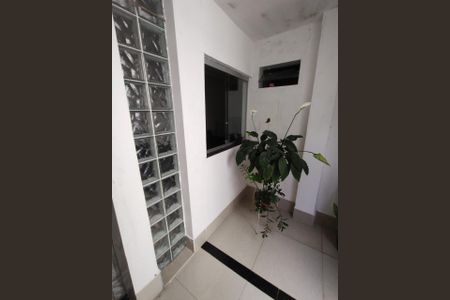 Casa à venda com 3 quartos, 130m² em Nacional, Contagem