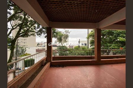 Casa à venda com 4 quartos, 580m² em Vila Paris, Belo Horizonte