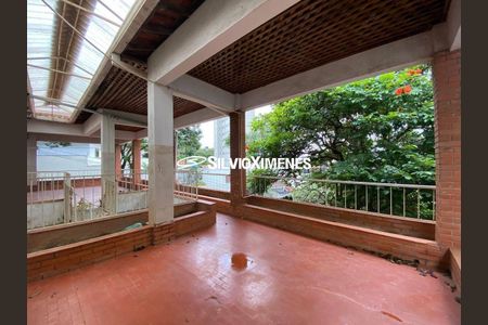 Casa à venda com 4 quartos, 580m² em Vila Paris, Belo Horizonte