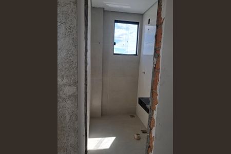 Apartamento à venda com 3 quartos, 80m² em Europa, Contagem