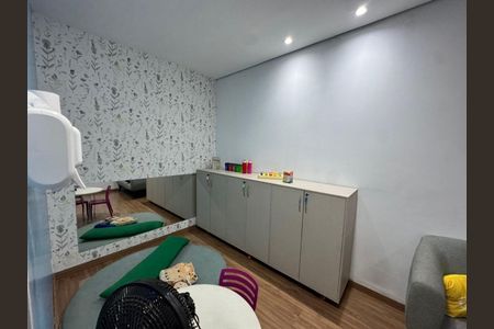 Casa à venda com 4 quartos, 263m² em Inconfidentes, Contagem