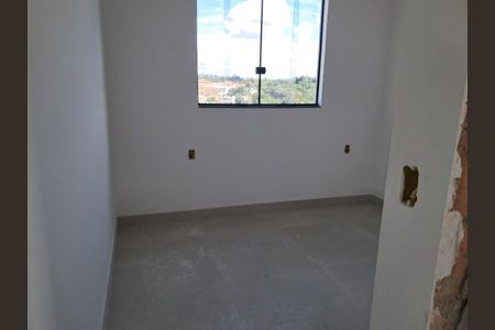 Apartamento à venda com 3 quartos, 81m² em Europa, Contagem