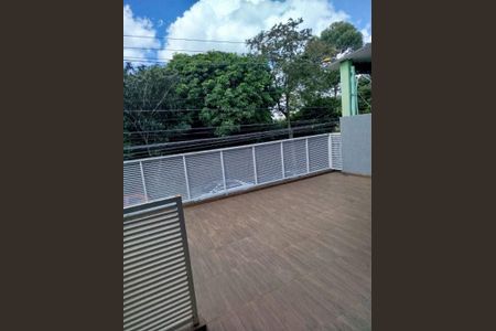 Casa à venda com 110m², 2 quartos e 2 vagas