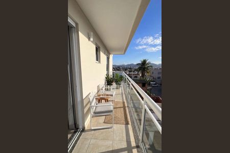 Apartamento à venda com 2 quartos, 56m² em Pechincha, Rio de Janeiro