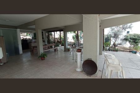 Casa de condomínio à venda com 363m², 4 quartos e 4 vagas