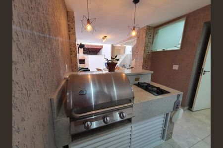 Casa de condomínio à venda com 124m², 4 quartos e 2 vagas