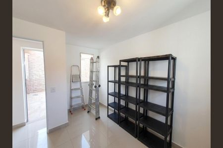 Casa de condomínio à venda com 124m², 4 quartos e 2 vagas