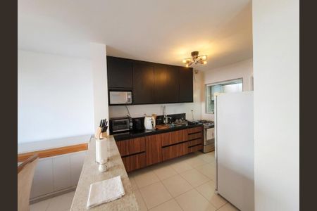 Casa de condomínio à venda com 124m², 4 quartos e 2 vagas