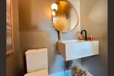 Apartamento à venda com 215m², 3 quartos e 3 vagas