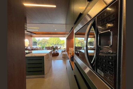 Apartamento à venda com 215m², 3 quartos e 3 vagas