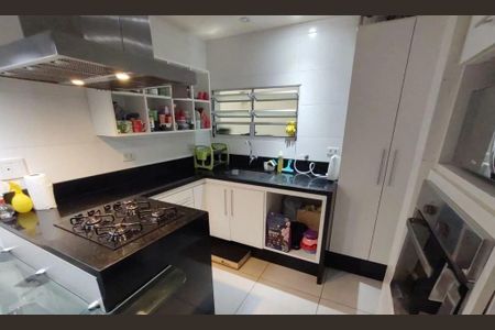 Apartamento à venda com 70m², 2 quartos e sem vaga