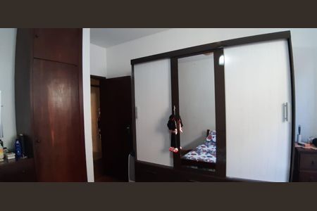 Casa à venda com 4 quartos, 250m² em São João Batista, Belo Horizonte