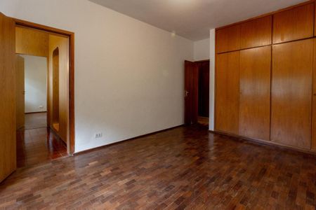 Casa à venda com 5 quartos, 450m² em Pacaembu, São Paulo