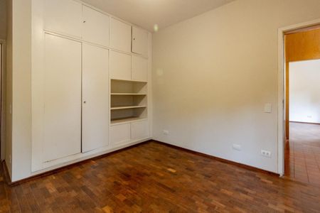 Casa à venda com 450m², 5 quartos e 4 vagas