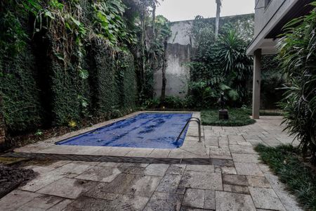 Casa à venda com 450m², 5 quartos e 4 vagas