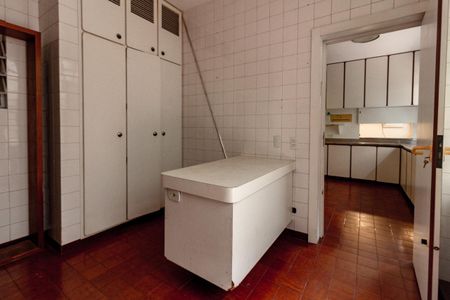 Casa à venda com 5 quartos, 450m² em Pacaembu, São Paulo