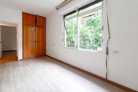 Casa à venda com 450m², 5 quartos e 4 vagas