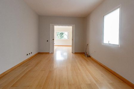 Casa à venda com 5 quartos, 450m² em Pacaembu, São Paulo