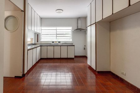 Casa à venda com 5 quartos, 450m² em Pacaembu, São Paulo