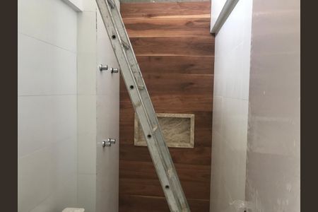 Casa à venda com 118m², 3 quartos e 1 vaga