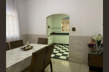 Casa à venda com 3 quartos, 349m² em Milanez, Belo Horizonte