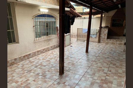 Casa à venda com 349m², 3 quartos e 4 vagas