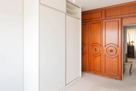 Apartamento à venda com 191m², 3 quartos e 1 vaga