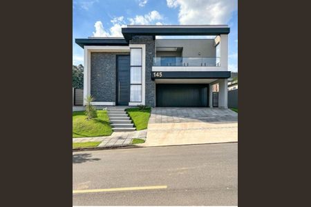 Casa à venda com 273m², 3 quartos e 4 vagas