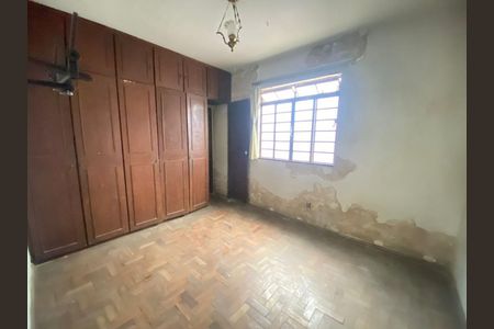 Casa à venda com 4 quartos, 160m² em Castelo, Belo Horizonte