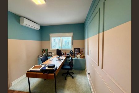 Apartamento à venda com 238m², 4 quartos e 4 vagas