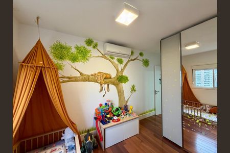Apartamento à venda com 238m², 4 quartos e 4 vagas
