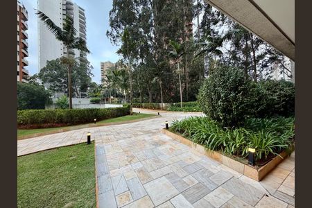 Apartamento à venda com 238m², 4 quartos e 4 vagas
