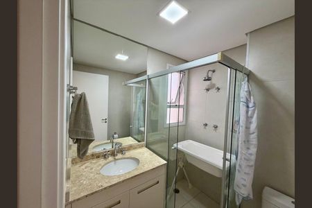 Apartamento à venda com 238m², 4 quartos e 4 vagas