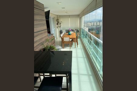 Apartamento à venda com 3 quartos, 202m² em Alphaville Empresarial, Santana de Parnaíba