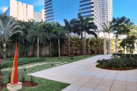 Apartamento à venda com 167m², 4 quartos e 2 vagas