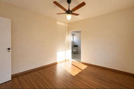 Casa à venda com 4 quartos, 304m² em Jardim Peri Peri, São Paulo