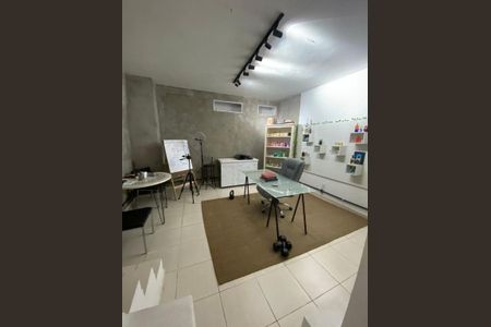 Casa à venda com 3 quartos, 250m² em Vila Euro, São Bernardo do Campo