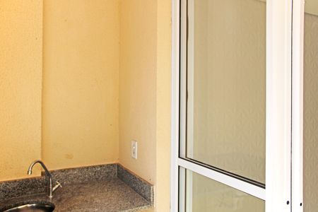 Apartamento para alugar com 2 quartos, 60m² em Parque das Paineiras, Vinhedo